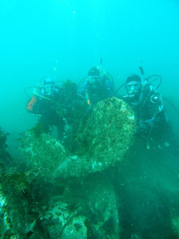MV Queen - Jiri, Bob with Dean Driver